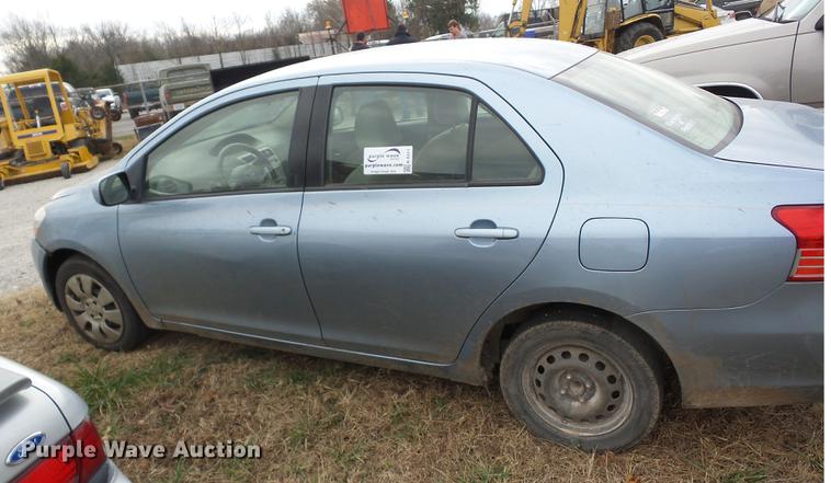 image for item K6311 2009 Toyota Yaris