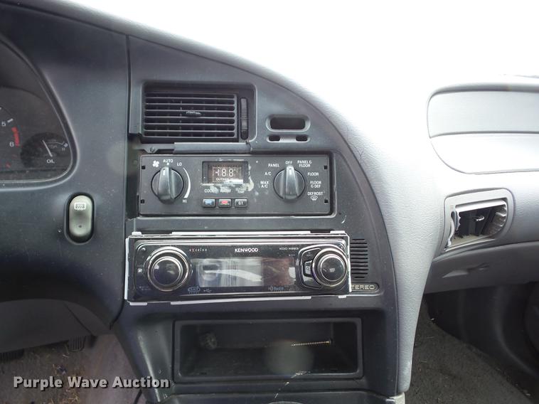 image for item K6312 1995 Ford Thunderbird