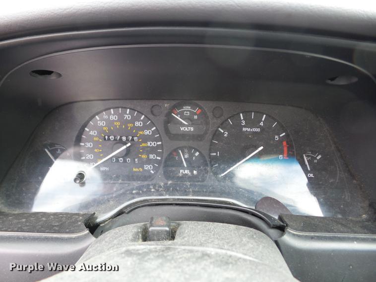 image for item K6312 1995 Ford Thunderbird