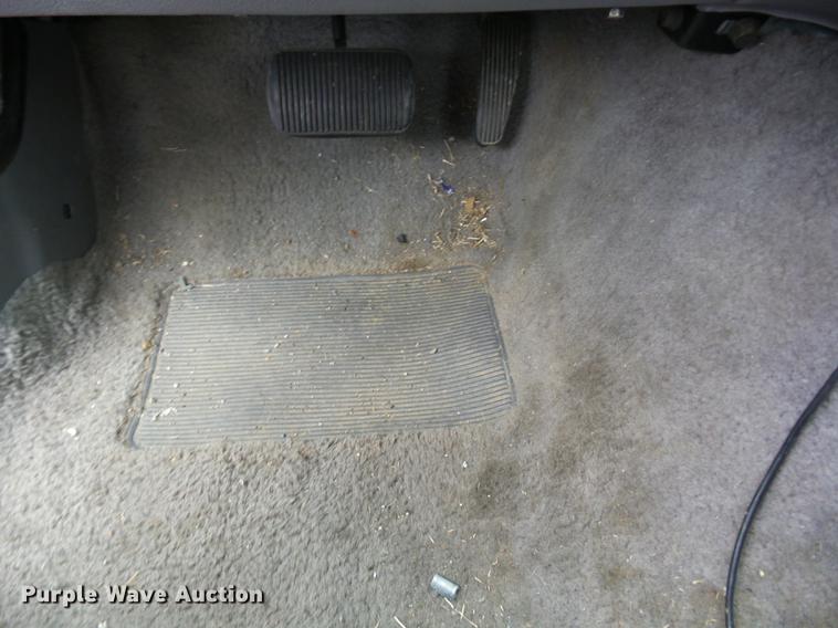 image for item K6312 1995 Ford Thunderbird