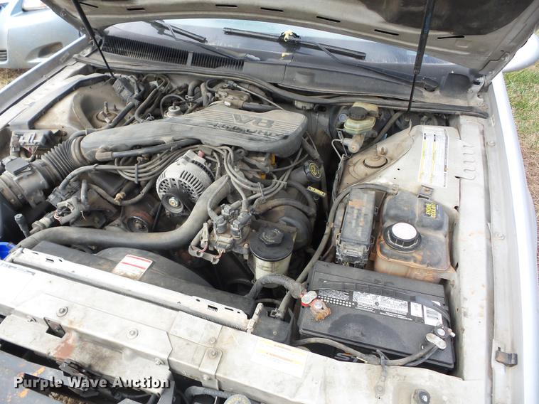 image for item K6312 1995 Ford Thunderbird