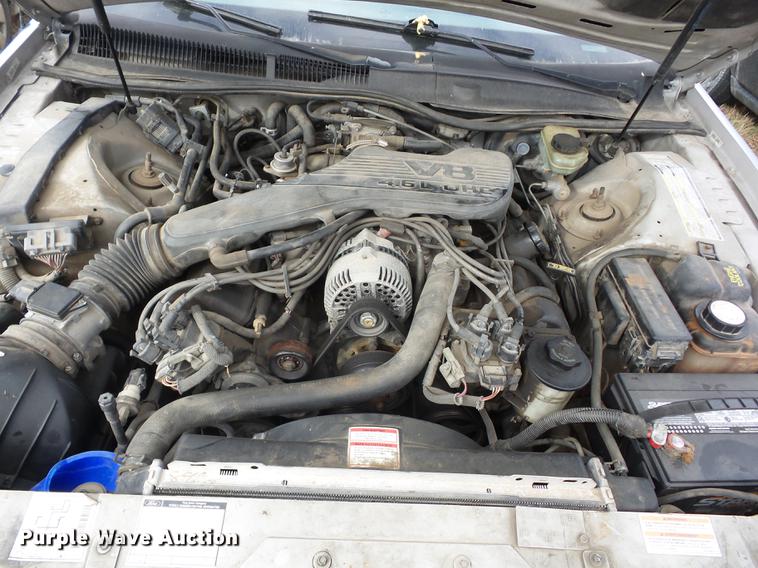 image for item K6312 1995 Ford Thunderbird