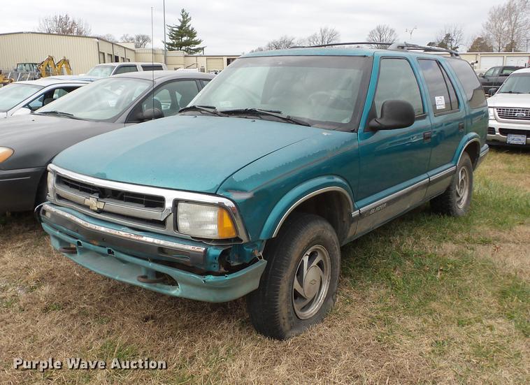 image for item K6314 1995 Chevrolet Blazer SUV
