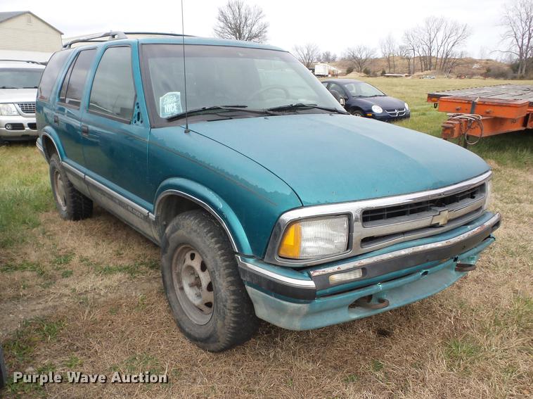 image for item K6314 1995 Chevrolet Blazer SUV