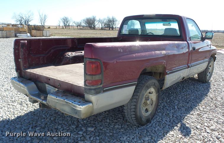 image for item K6317 1994 Dodge Ram 1500 pickup truck