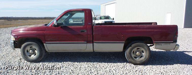 image for item K6317 1994 Dodge Ram 1500 pickup truck