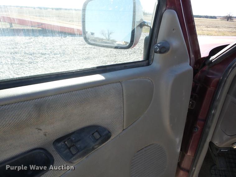 image for item K6317 1994 Dodge Ram 1500 pickup truck