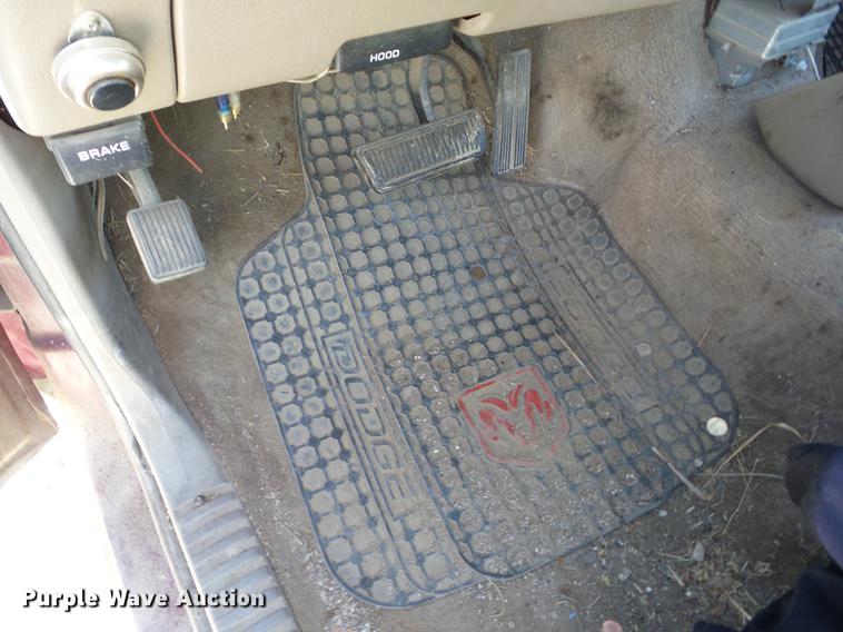 image for item K6317 1994 Dodge Ram 1500 pickup truck