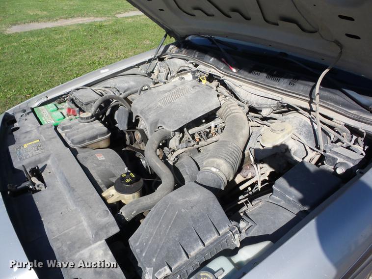 image for item K6338 2004 Ford Crown Victoria Police Interceptor