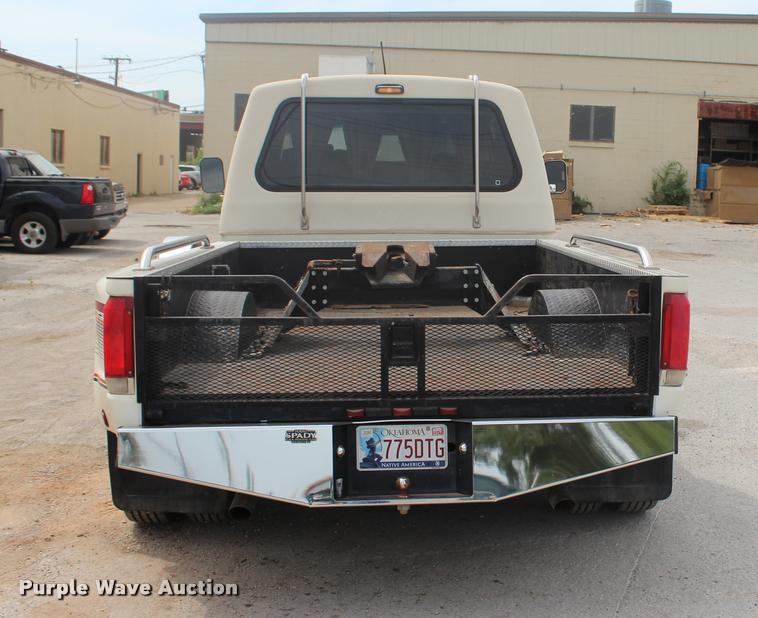 image for item L3200 1991 Ford Econoline E350 Crew Cab truck