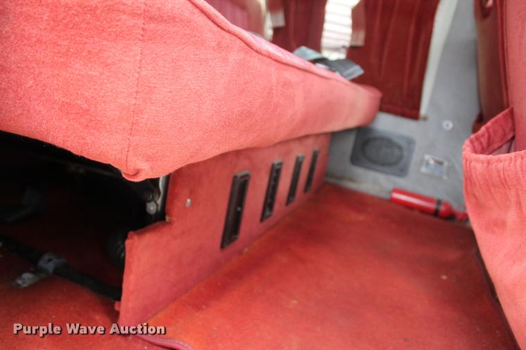 image for item L3200 1991 Ford Econoline E350 Crew Cab truck