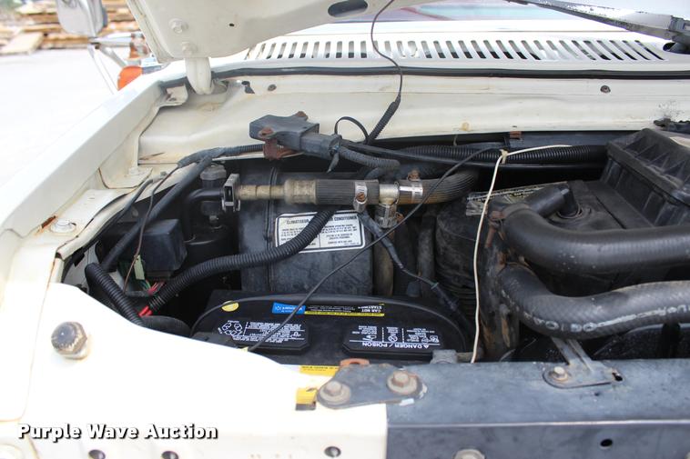 image for item L3200 1991 Ford Econoline E350 Crew Cab truck