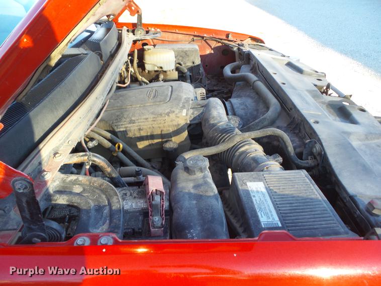 image for item L5645 2008 GMC Sierra 3500HD Crew Cab pickup truck