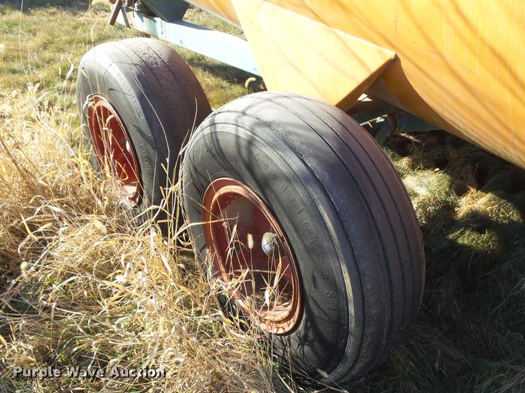 image for item L5647 Better-Bilt 2100 honey wagon