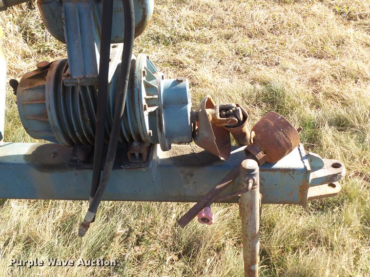 image for item L5647 Better-Bilt 2100 honey wagon