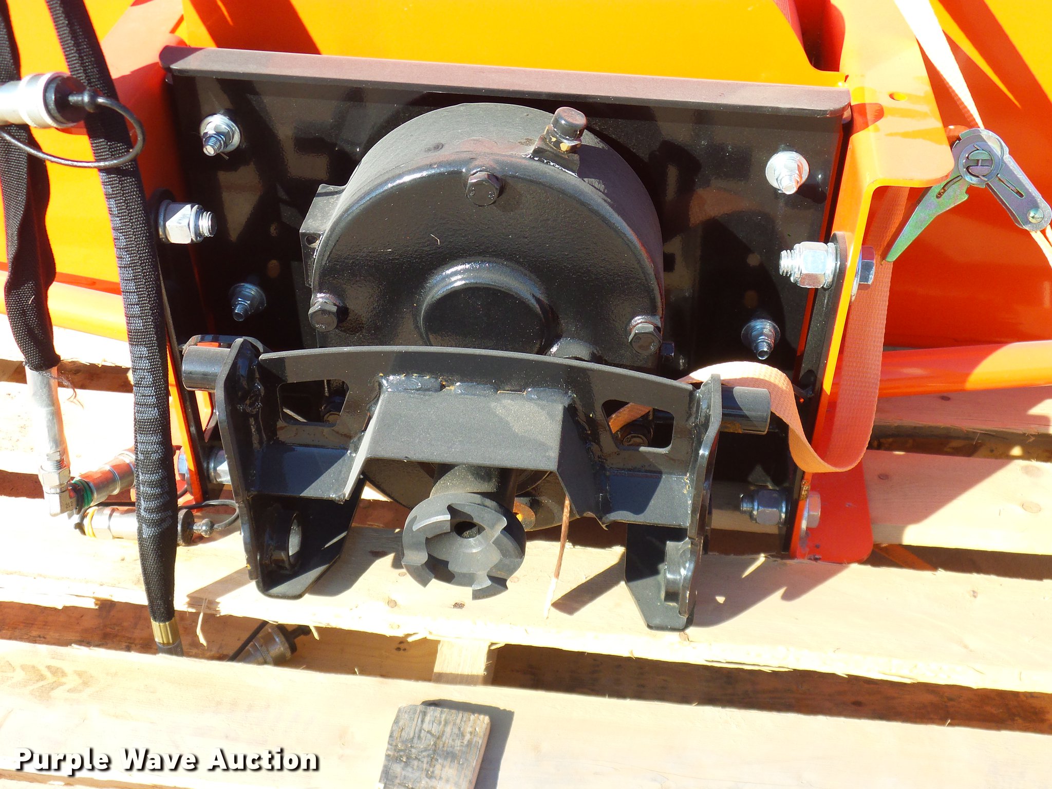 Kubota V5296 snow blower in Grapevine, TX Item AZ9311 sold Purple Wave