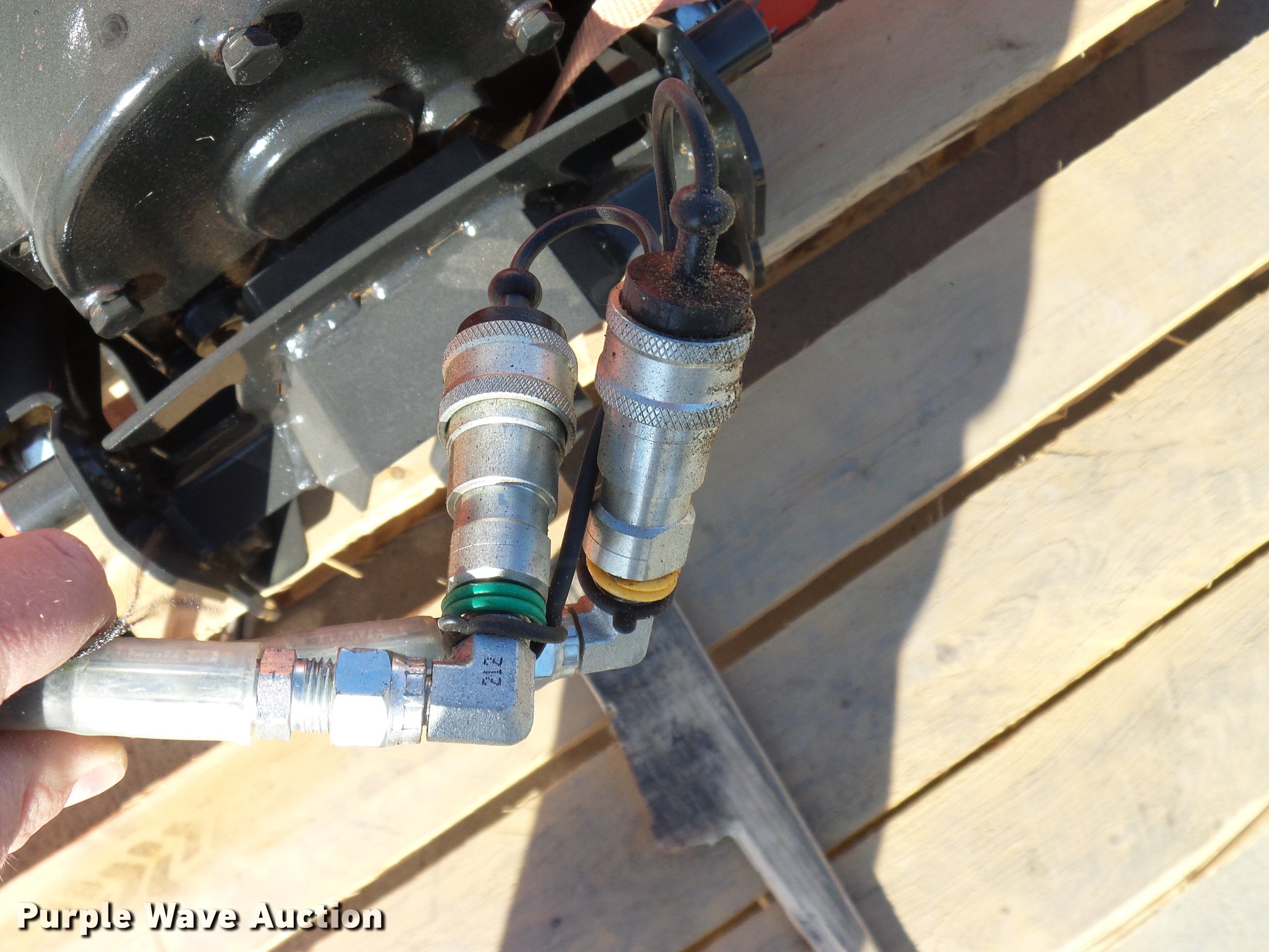 Kubota V5296 snow blower in Grapevine, TX Item AZ9311 sold Purple Wave