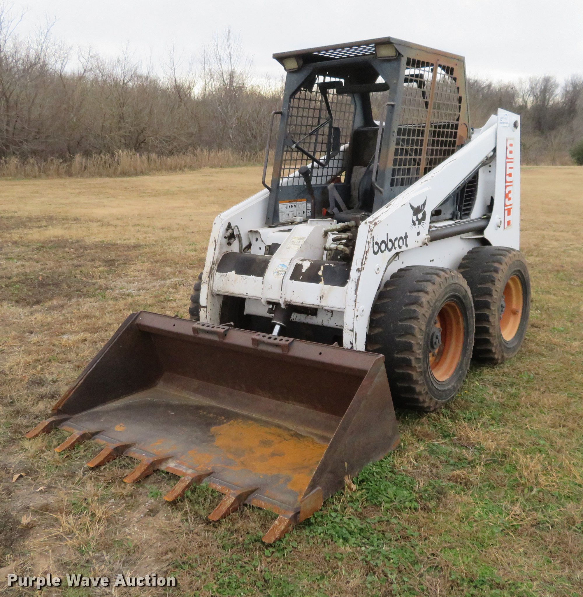 1995 Bobcat 853 skid steer in Winfield, KS | Item DC0773 sold | Purple Wave