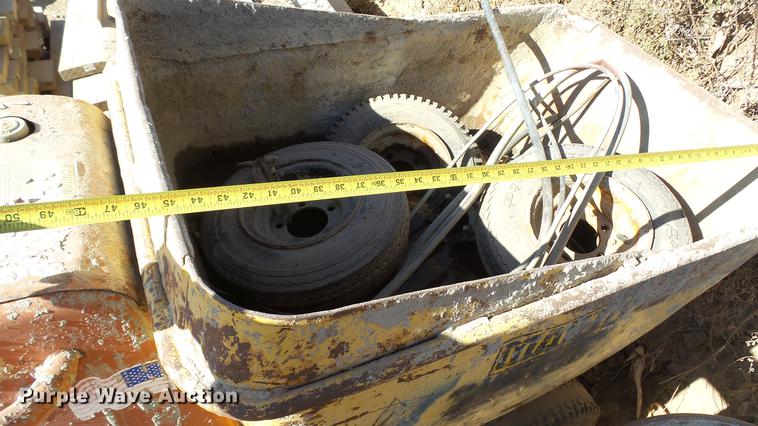 image for item AP9502 (3) wheelbarrows