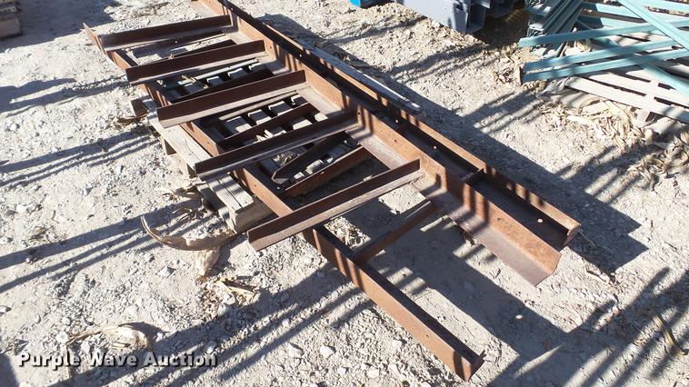 image for item AP9505 Paint rack