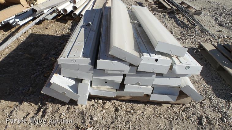 image for item AP9507 APX 25 lights