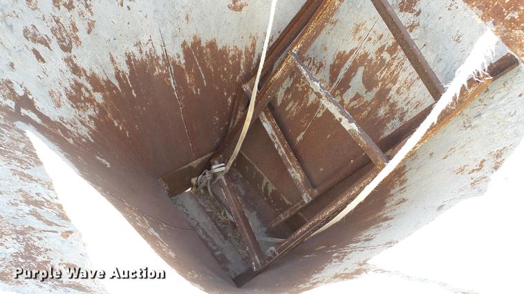 image for item AP9508 Concrete bucket