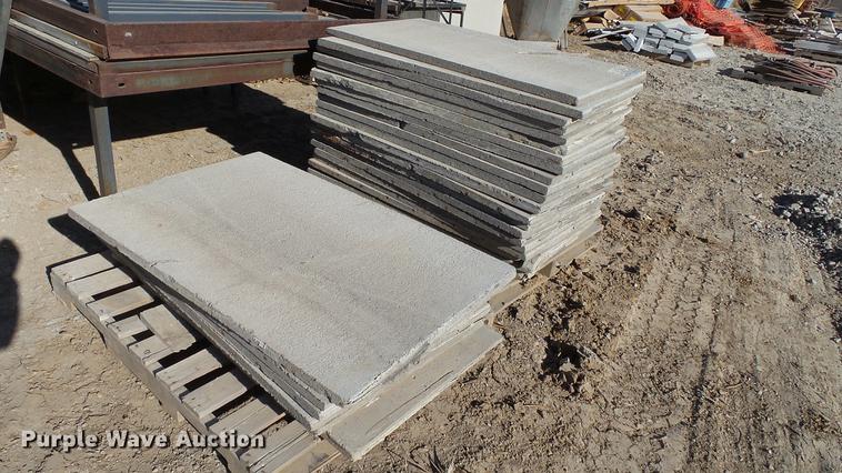 image for item AP9509 Approximately 30 cement boards
