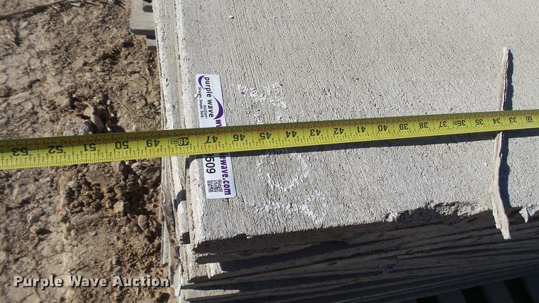 image for item AP9509 Approximately 30 cement boards