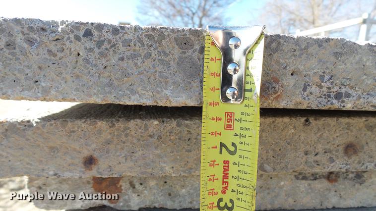 image for item AP9509 Approximately 30 cement boards