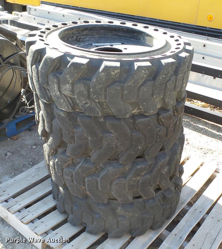 image for item AP9518 (4) Solideal solid skid steer tires