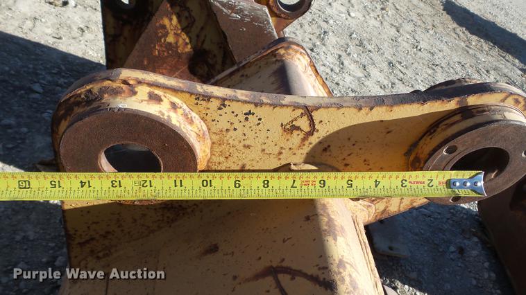 image for item AP9519 (2) backhoe buckets