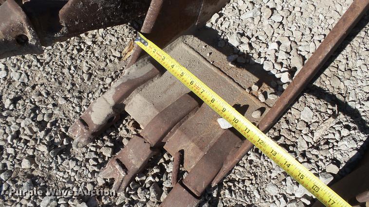 image for item AP9521 (3) backhoe buckets