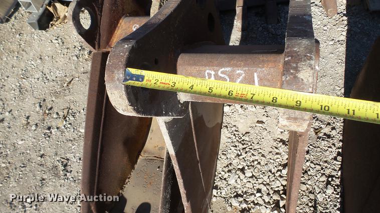 image for item AP9521 (3) backhoe buckets