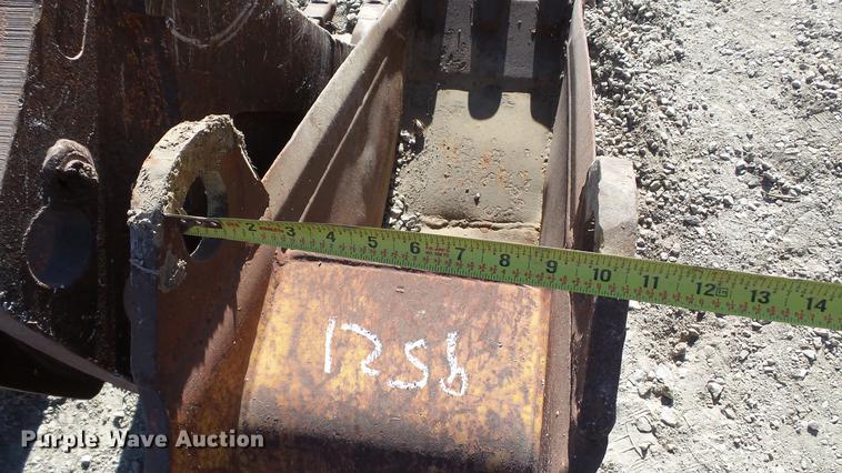 image for item AP9521 (3) backhoe buckets