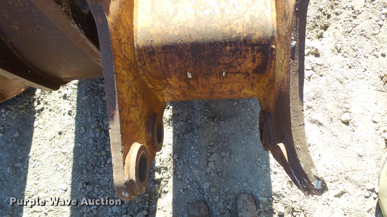 image for item AP9521 (3) backhoe buckets