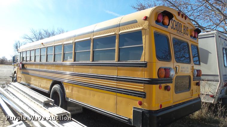 image for item AP9523 2005 Blue Bird bus