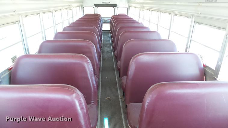 image for item AP9523 2005 Blue Bird bus