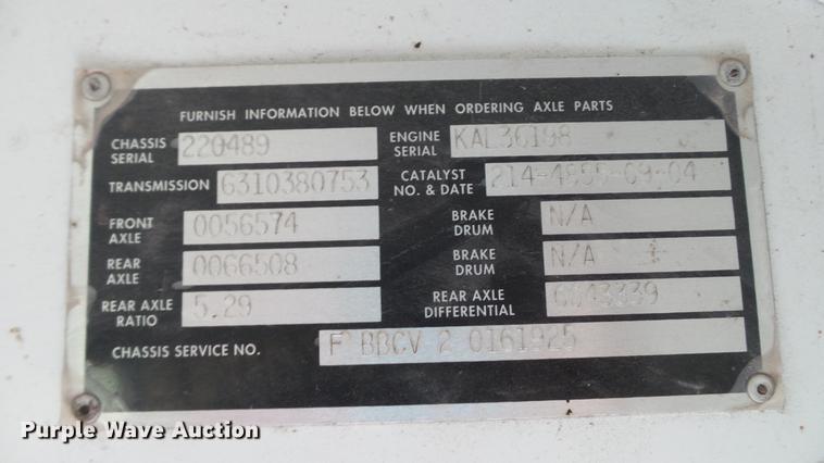 image for item AP9523 2005 Blue Bird bus