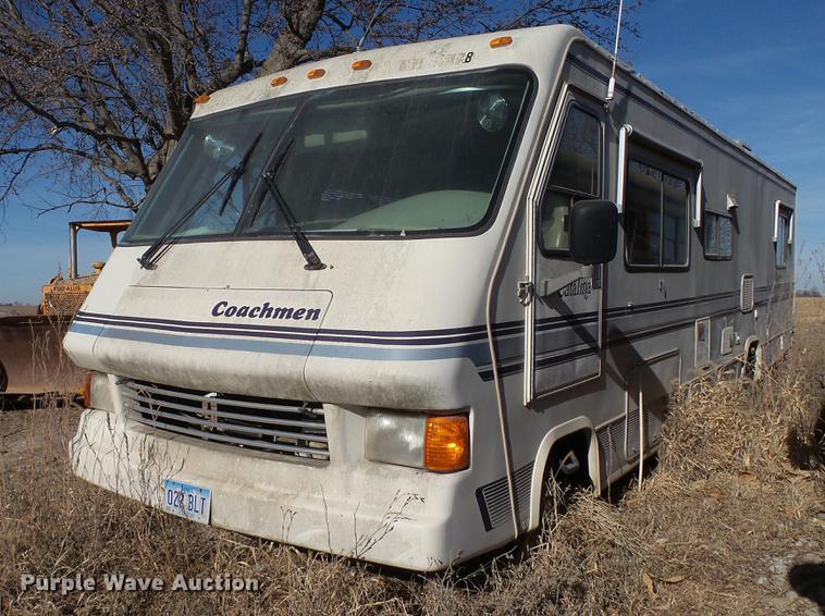 image for item AP9524 1991 Coachmen Catalina 3305B RV
