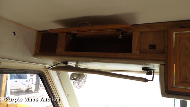 image for item AP9524 1991 Coachmen Catalina 3305B RV