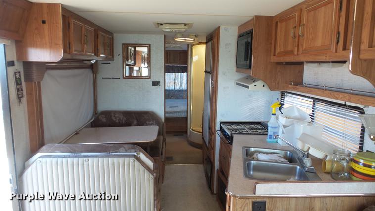image for item AP9524 1991 Coachmen Catalina 3305B RV