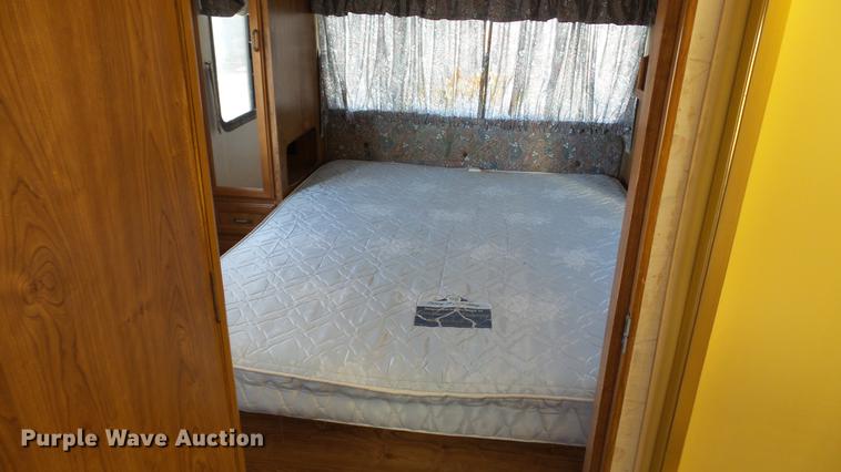 image for item AP9524 1991 Coachmen Catalina 3305B RV