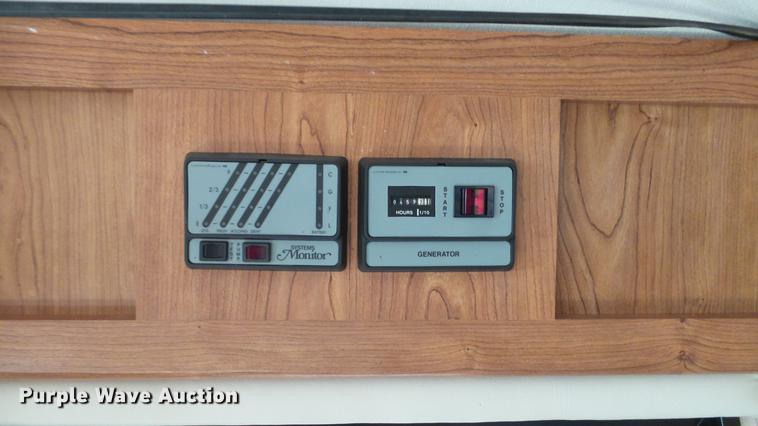 image for item AP9524 1991 Coachmen Catalina 3305B RV