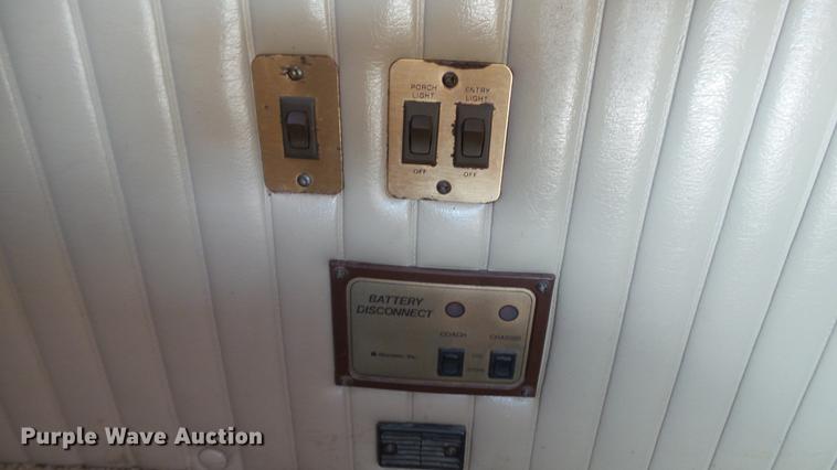 image for item AP9524 1991 Coachmen Catalina 3305B RV