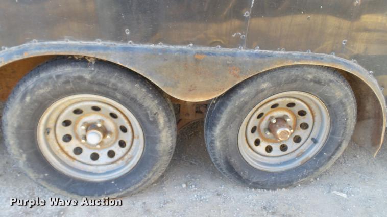 image for item AP9529 2004 Lone Star Trailers enclosed cargo trailer and tools