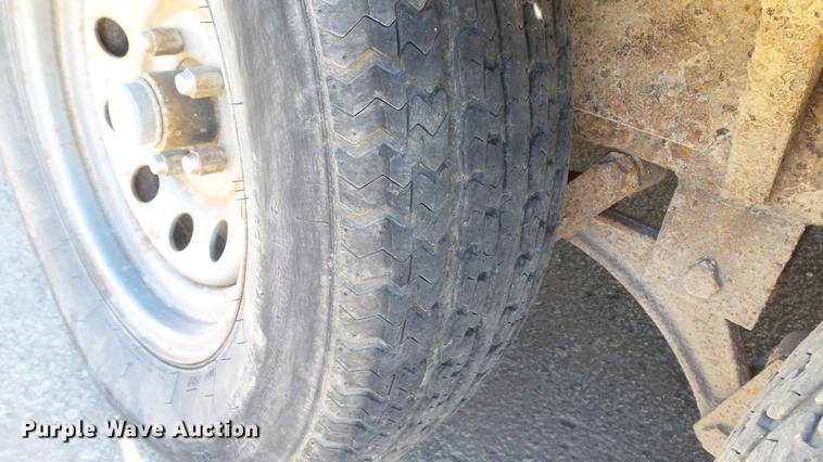 image for item AP9529 2004 Lone Star Trailers enclosed cargo trailer and tools