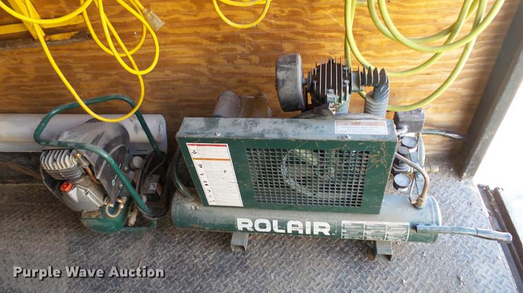 image for item AP9529 2004 Lone Star Trailers enclosed cargo trailer and tools