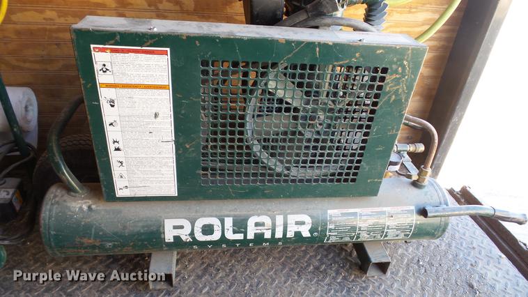 image for item AP9529 2004 Lone Star Trailers enclosed cargo trailer and tools