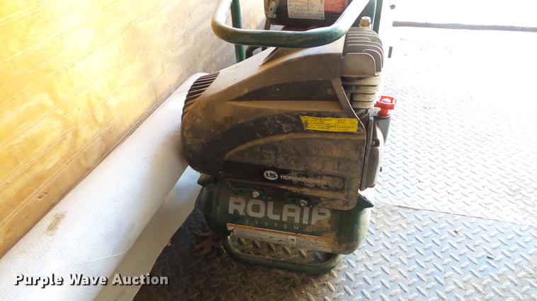 image for item AP9529 2004 Lone Star Trailers enclosed cargo trailer and tools