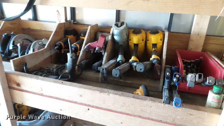 image for item AP9529 2004 Lone Star Trailers enclosed cargo trailer and tools